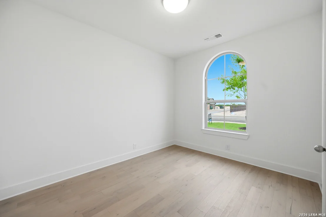 Photo of 2260 Altiplano