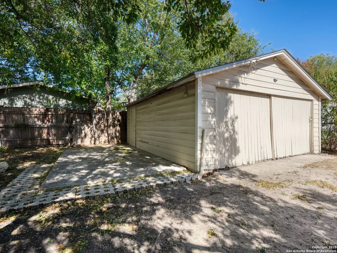 Photo of 1013 Sacramento