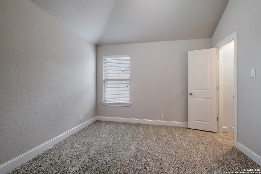 Photo of 25448 River Ledge