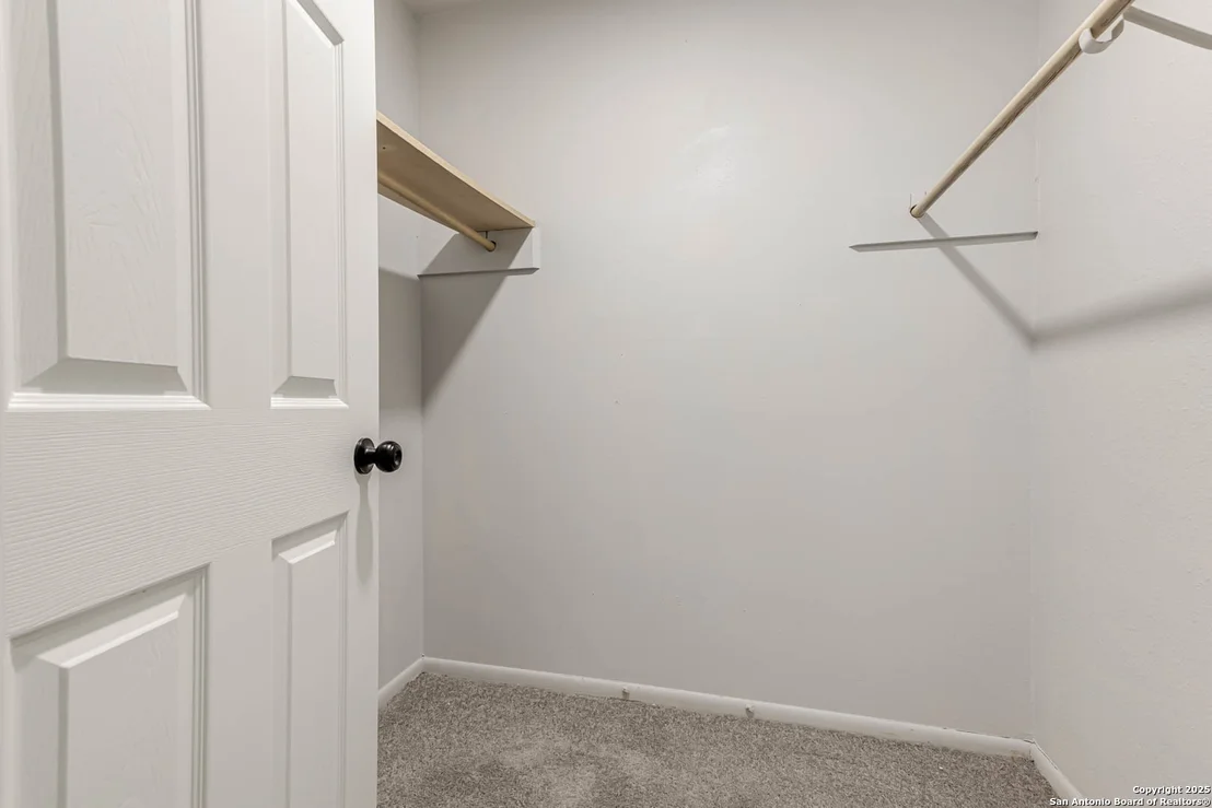 Photo of 6135 ROYAL PT