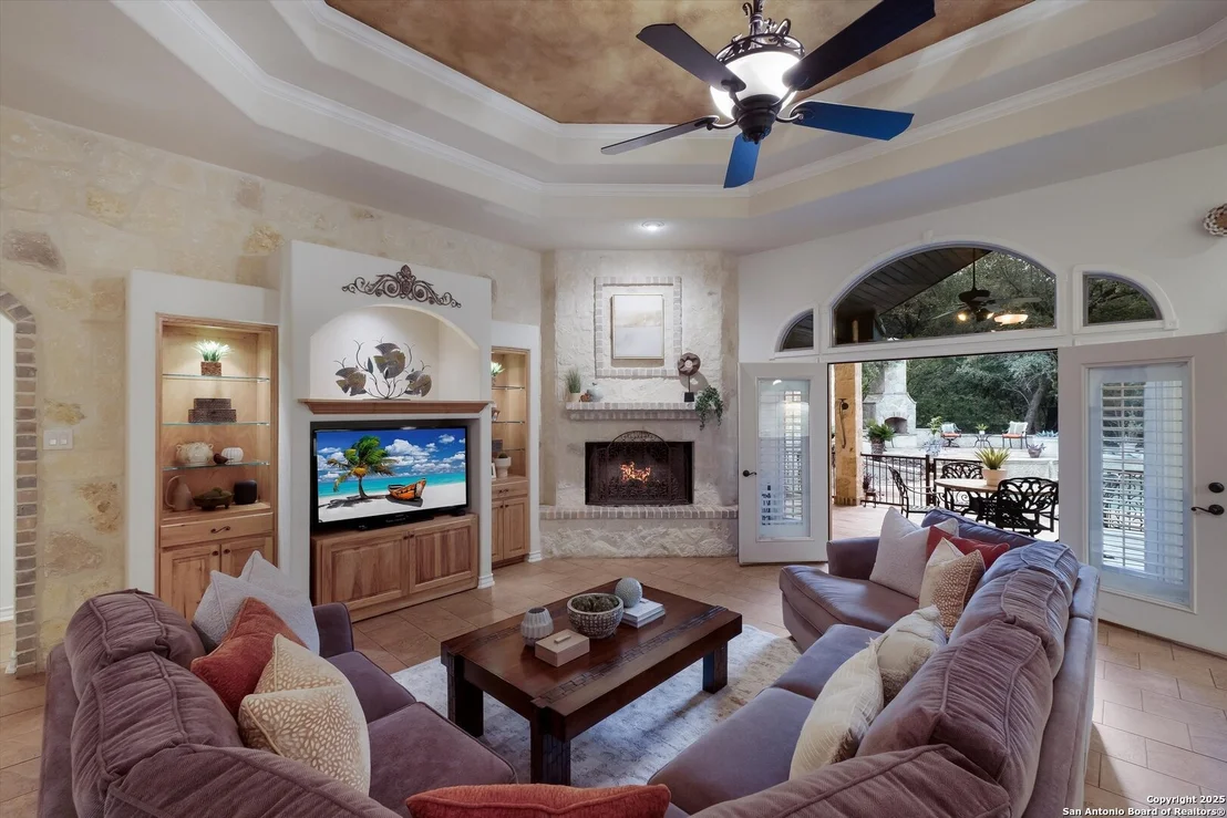 Photo of 15271 Chinquapin