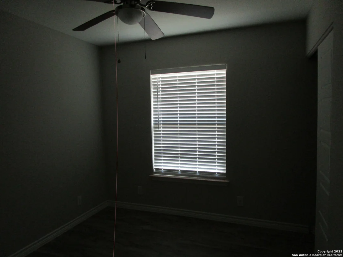 Photo of 910 REXFORD DR
