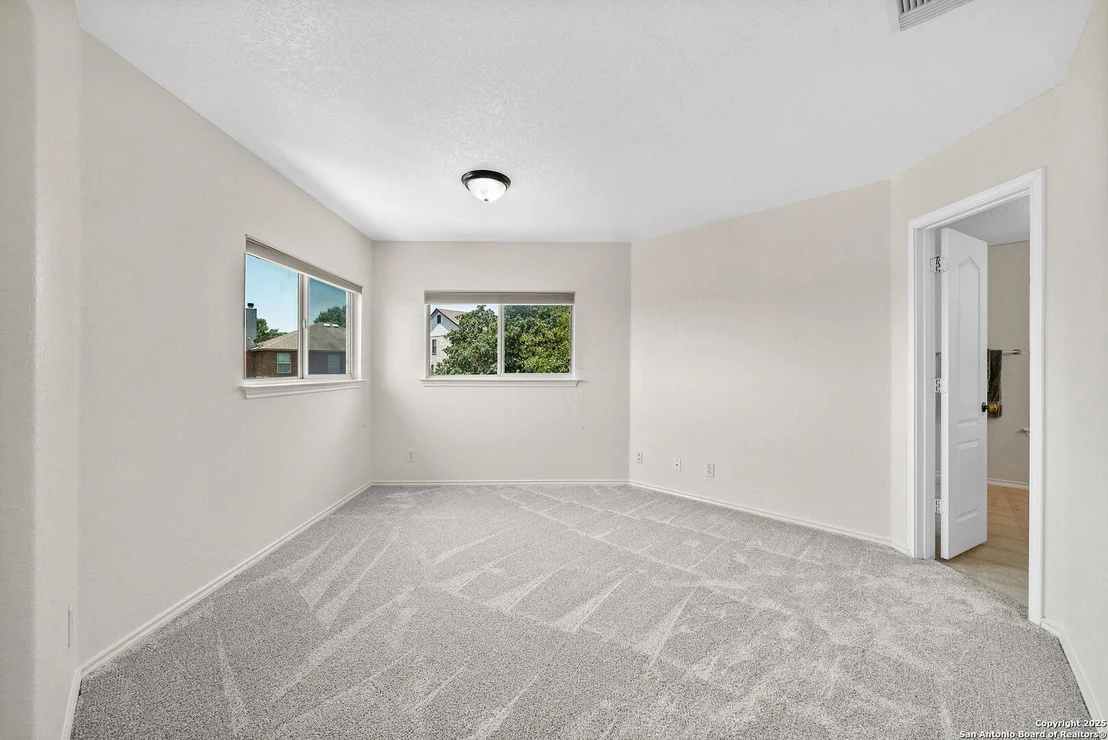Photo of 21907 Kenton Croft