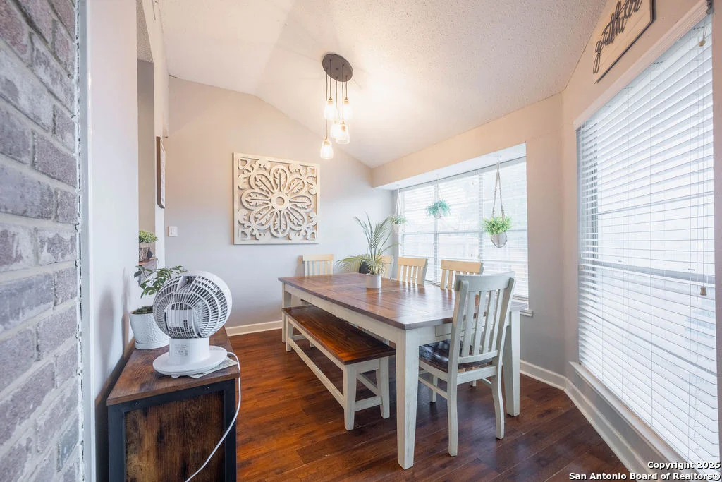 Photo of 8120 Forest Dawn