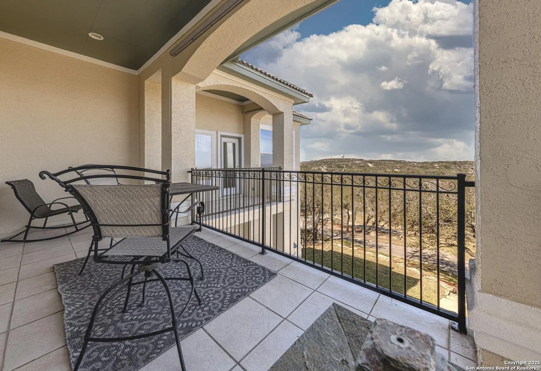 Photo of 112 Los Colinas