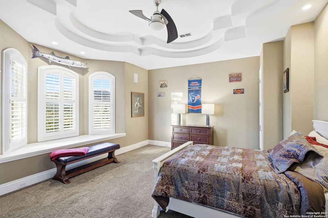 Photo of 2 Admirals Way