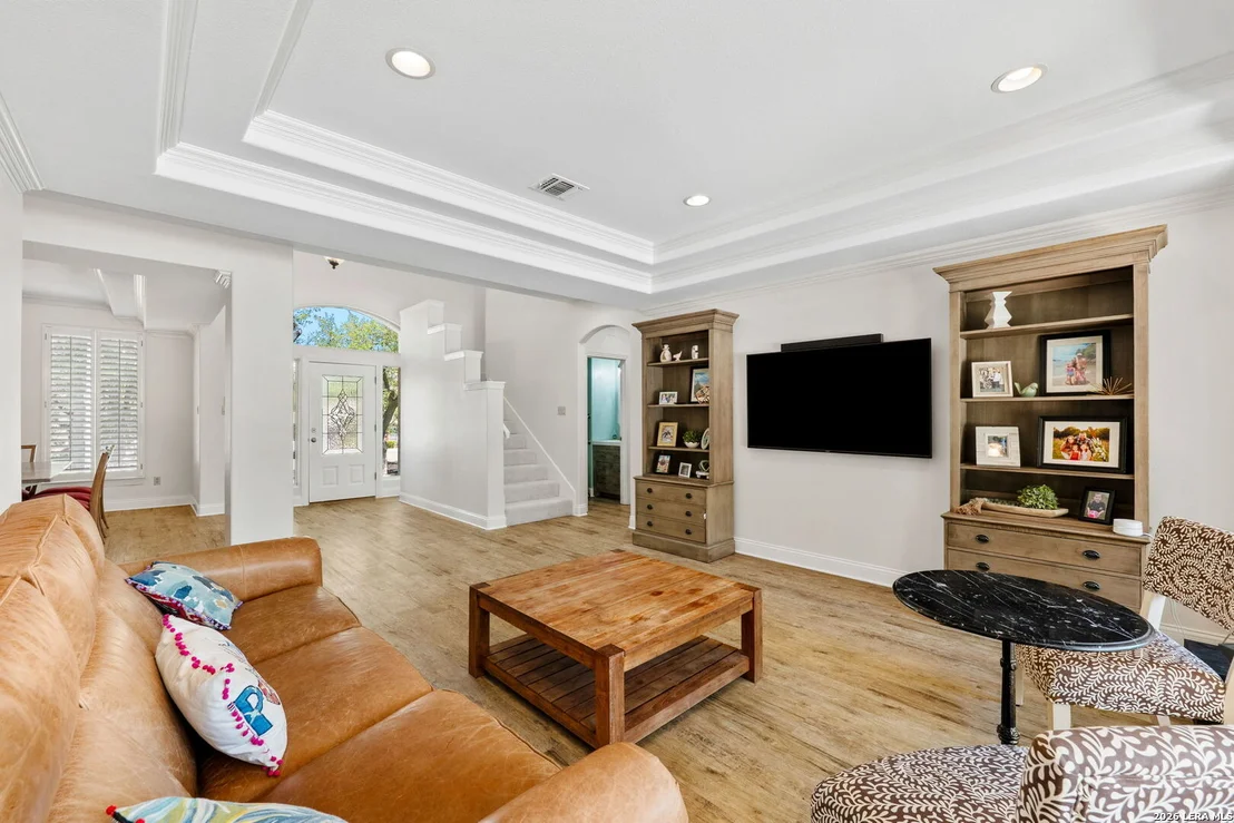 Photo of 8522 FAIRWAY BEND DR