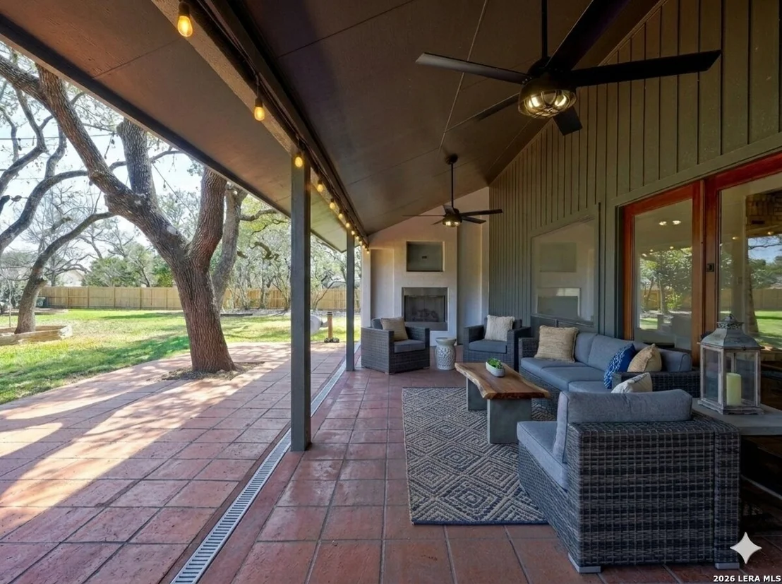 Photo of 29540 Red Bud Hill