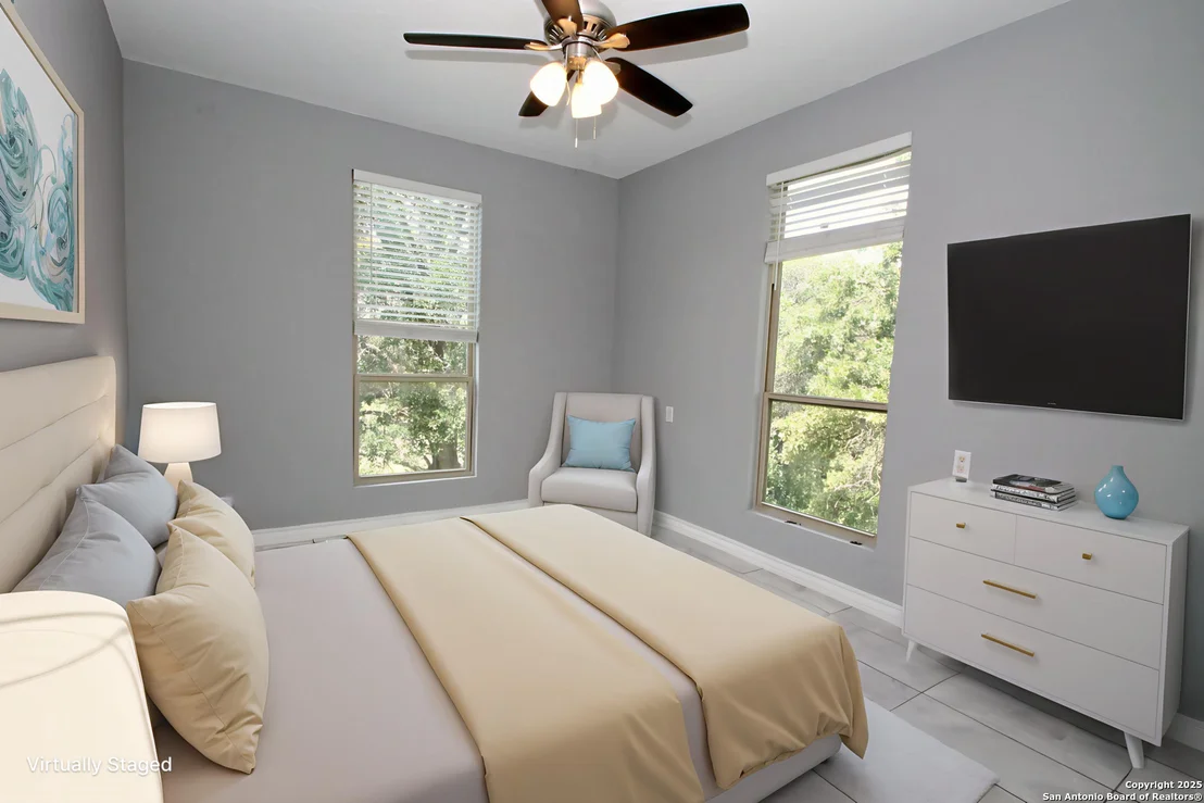 Photo of 23127 OPPORTUNITY DR