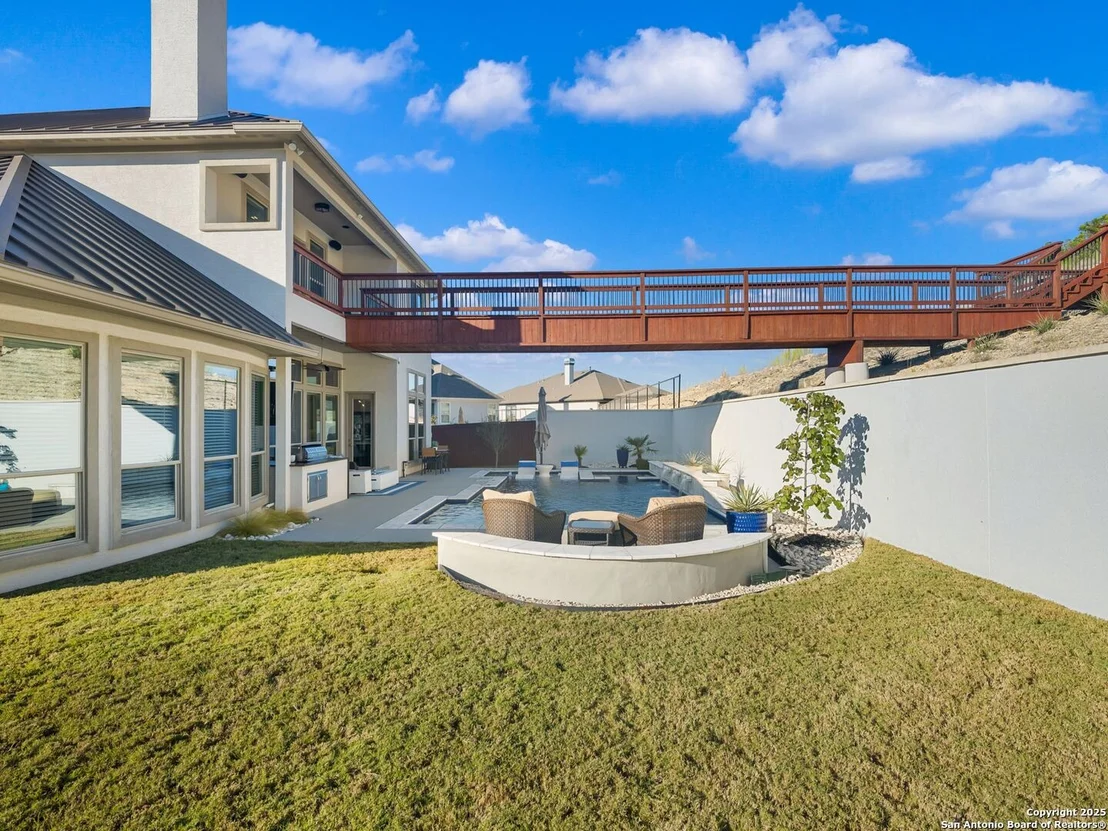 Photo of 27220 Highland