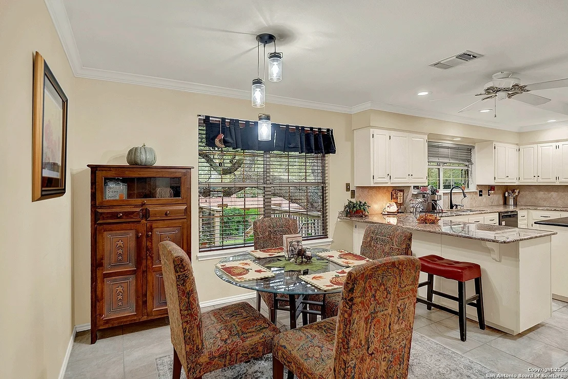 Photo of 1512 MOUNT LAUREL