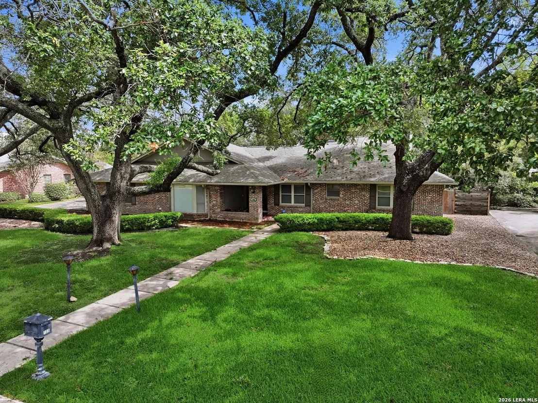 Photo of 105 Cobblestone