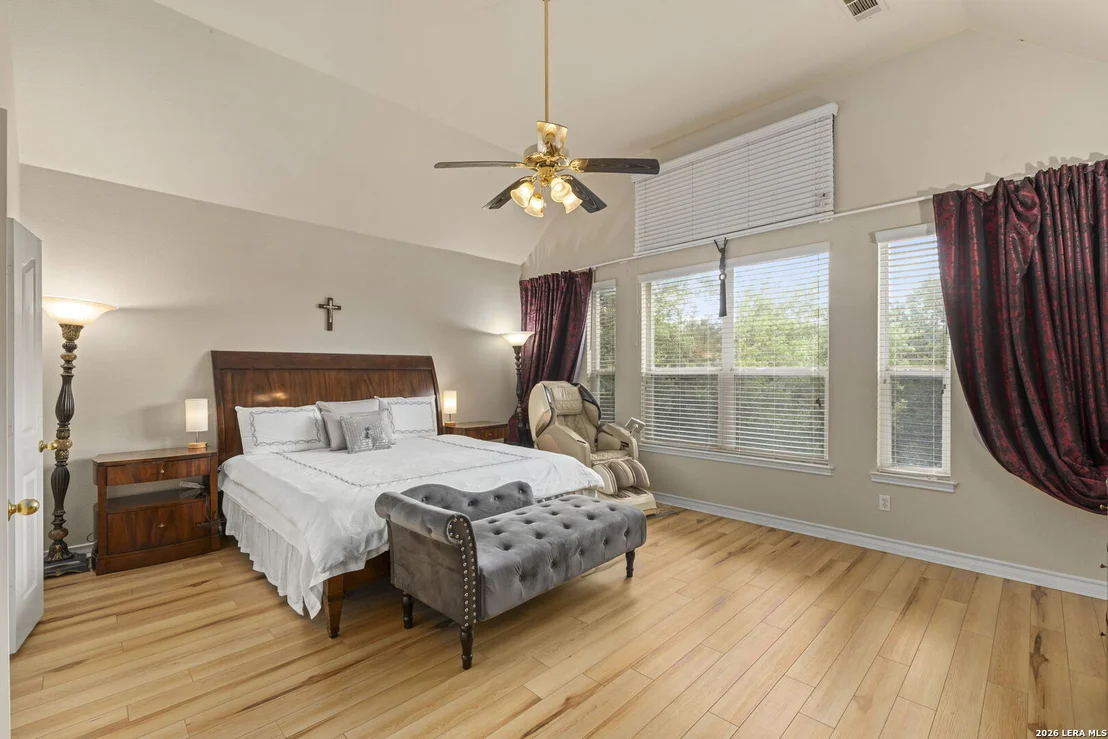 Photo of 38 Cellini