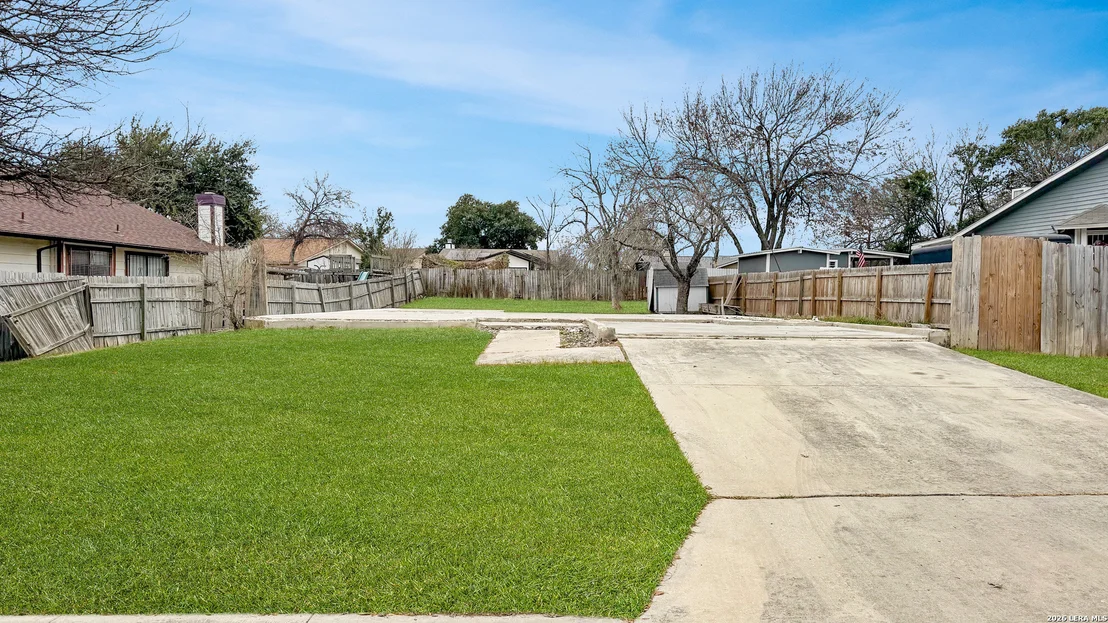 Photo of 223 Saddlebrook