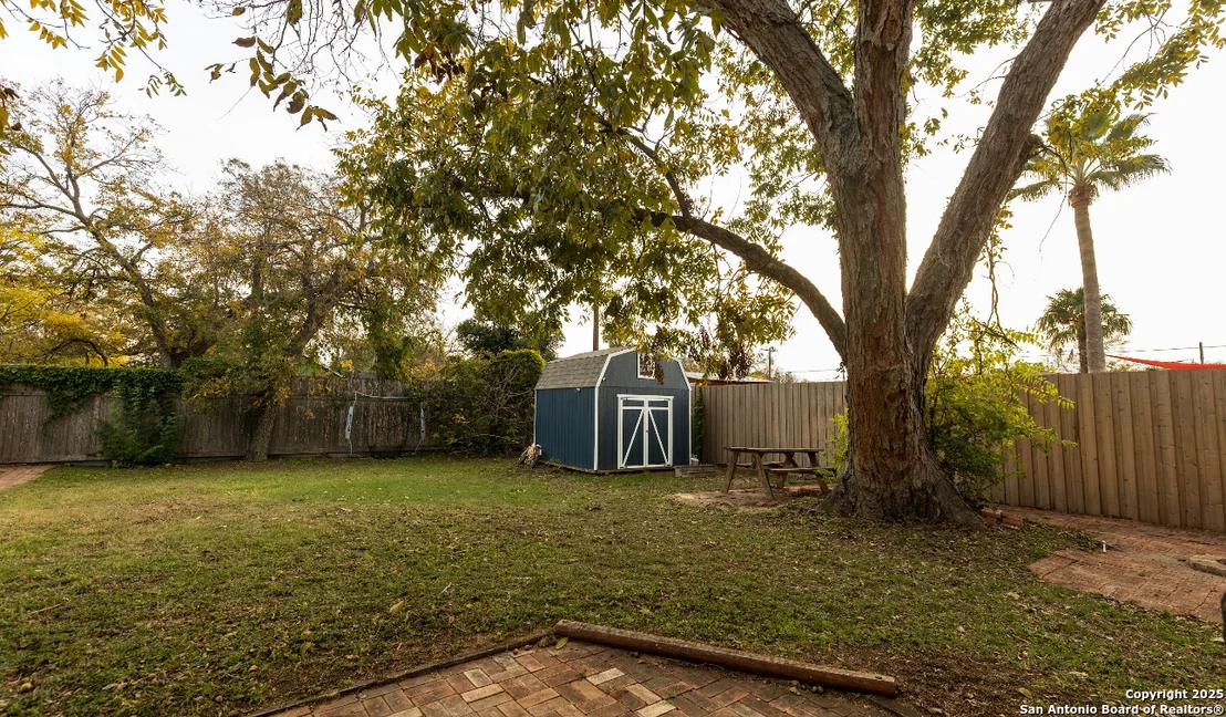 Photo of 805 20th