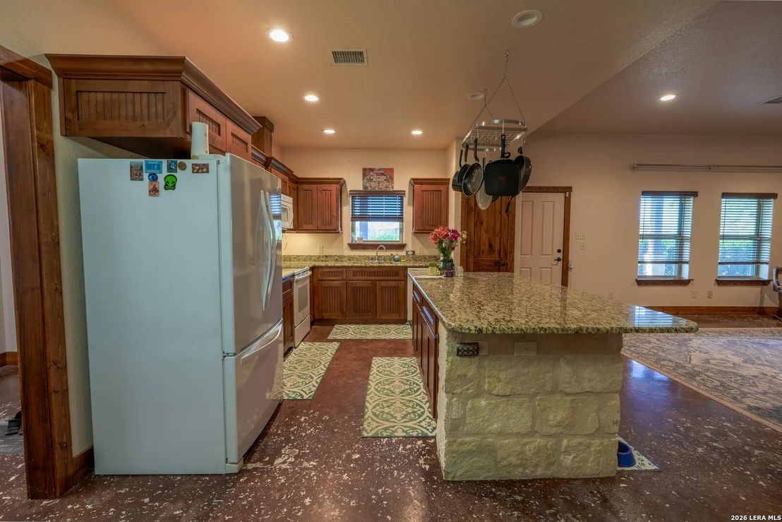 Photo of 331 County Road 423