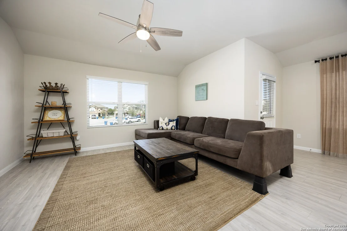 Photo of 6023 Akin Stroll