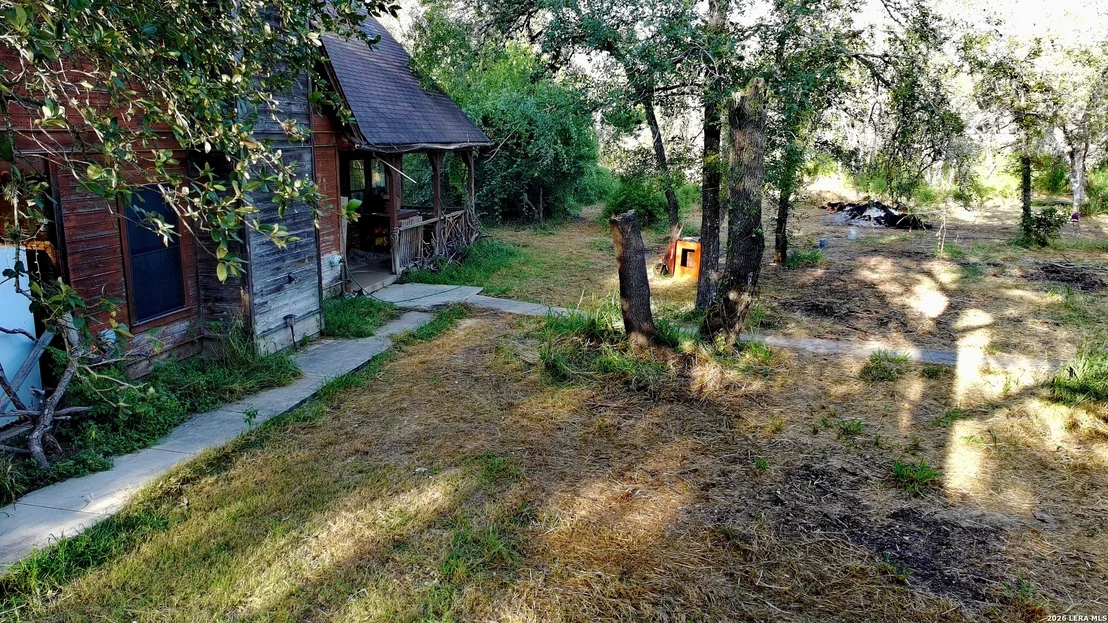 Photo of 23798 MATHIS RD