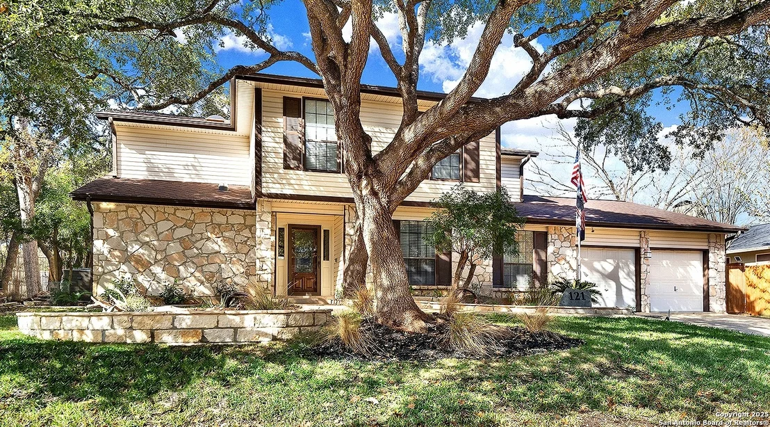 Photo of 121 SPYGLASS