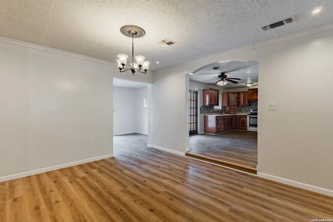 Photo of 2347 Edna Dr