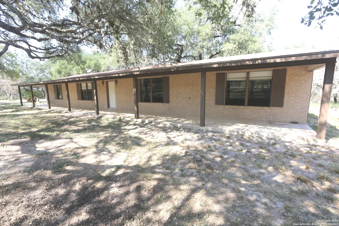 Photo of 751 FULLER LN