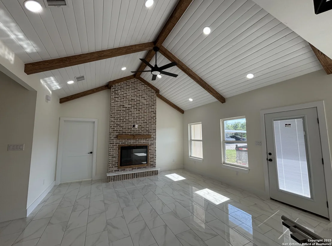 Photo of 809 N CAMP STREET