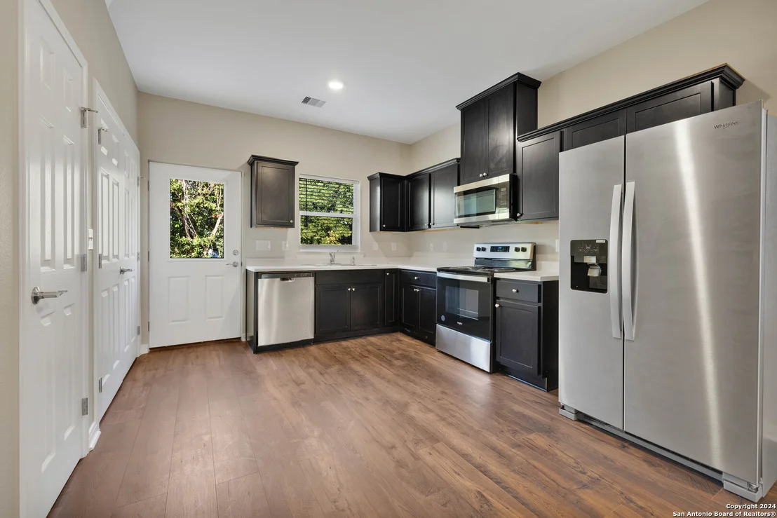 Photo of 507 PRECIOUS DR