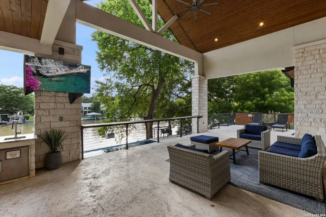 Photo of 230 Turtle Ln