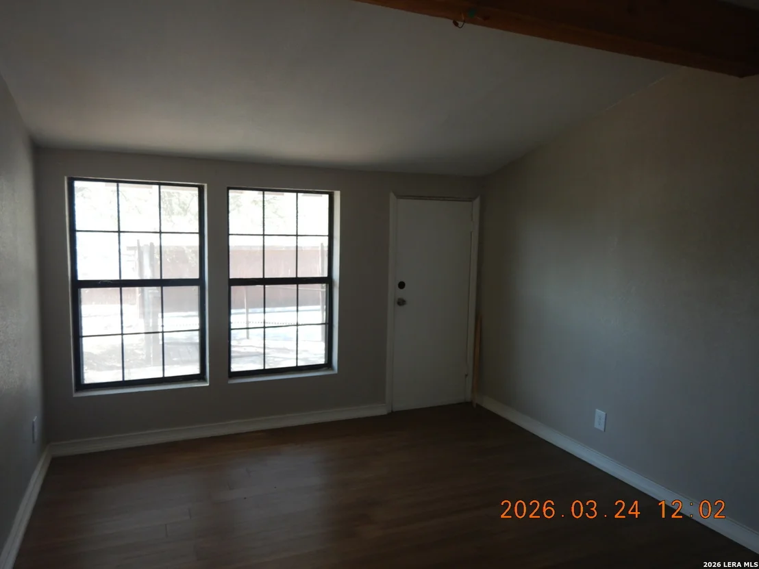 Photo of 122 Downing