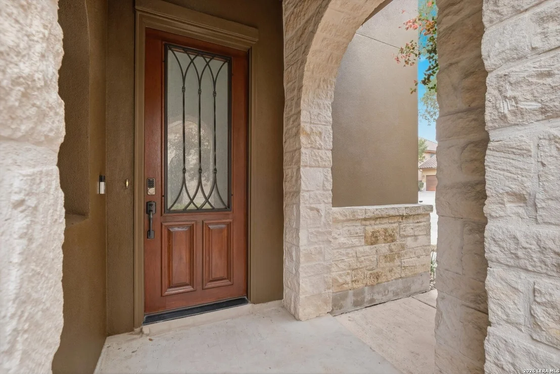Photo of 13826 Oakview Cove