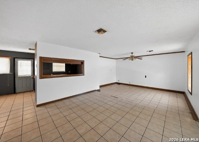 Photo of 2203 COLONY DR