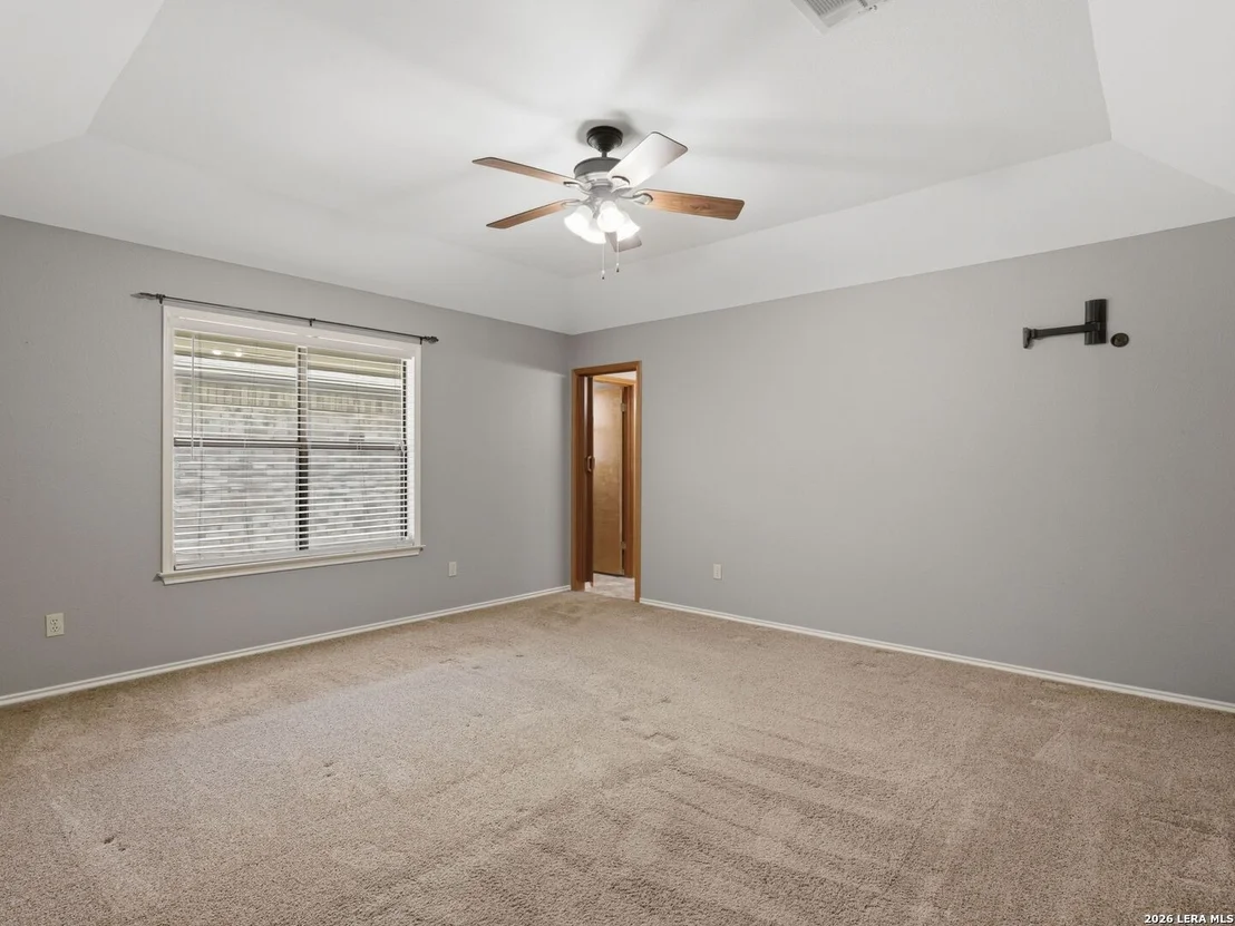 Photo of 526 Riverside Dr