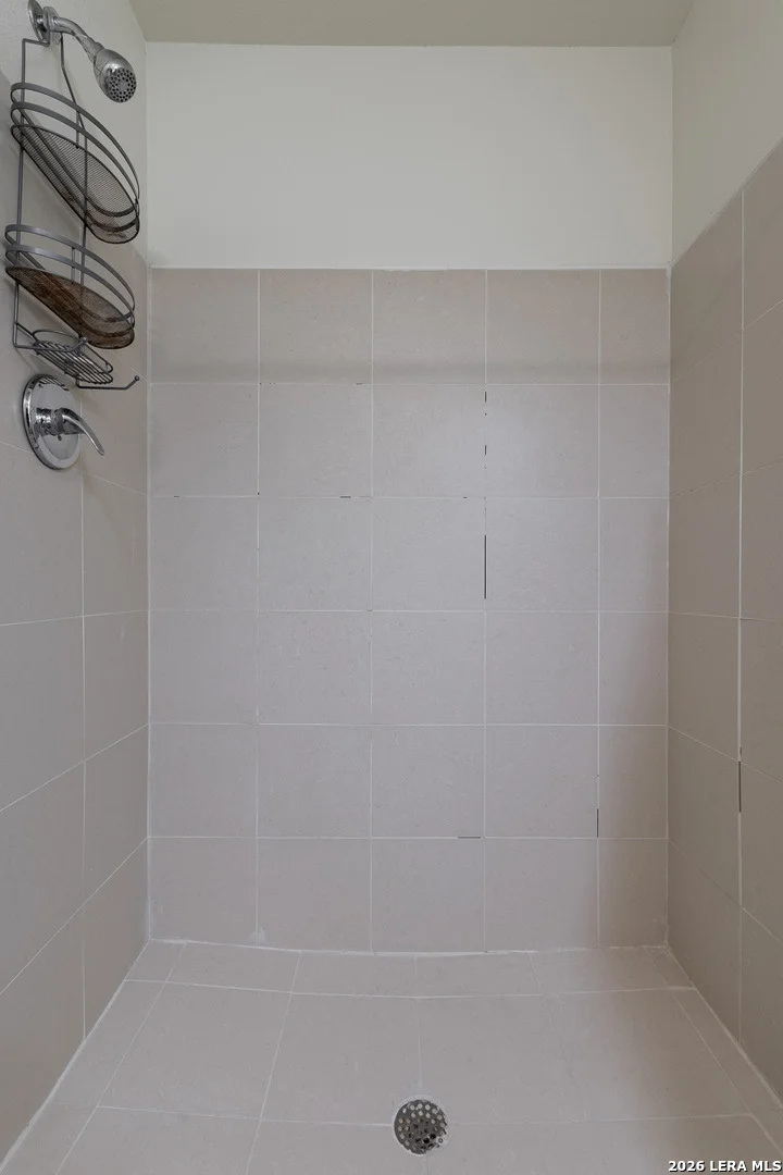 Photo of Unit UNIT24 at 391 Riverside