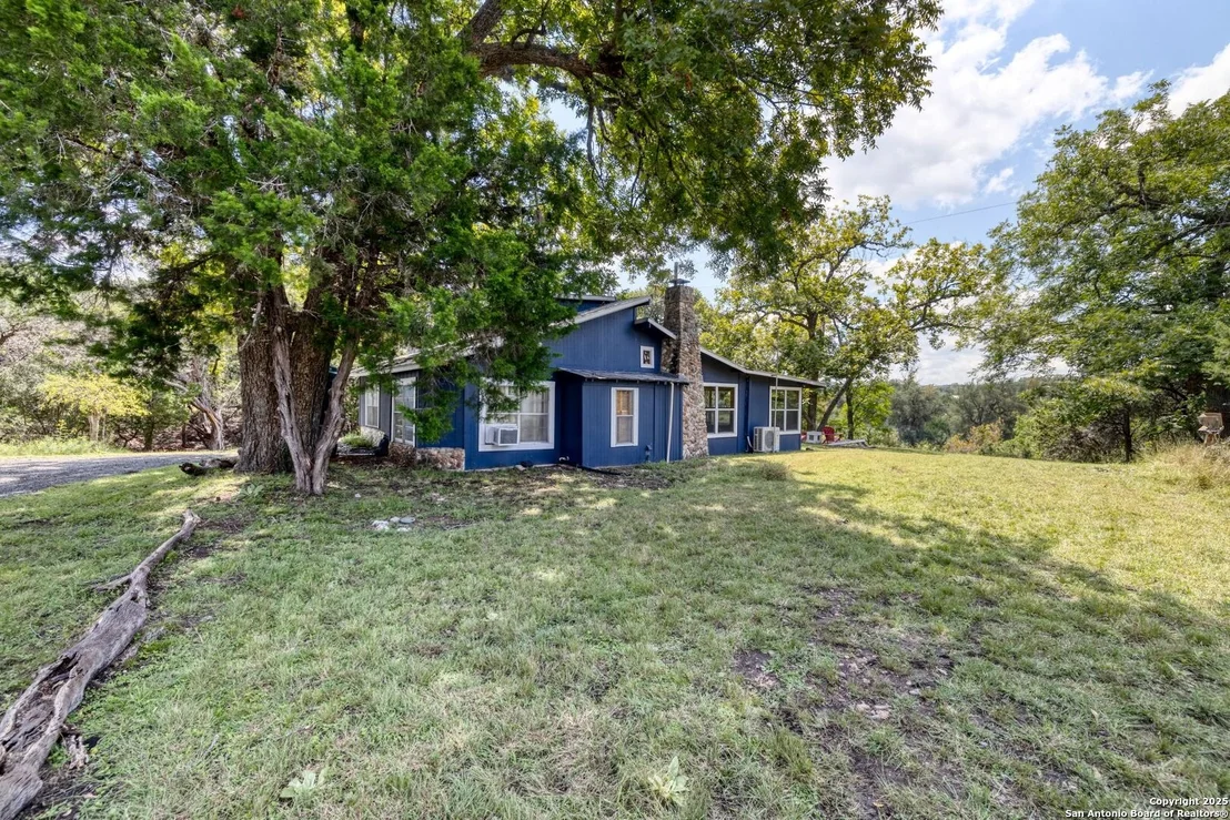 Photo of 394 Squirrel Bend