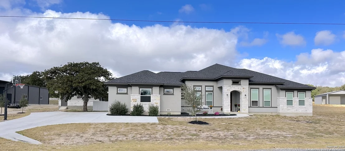 Photo of 129 SETTLEMENT DR