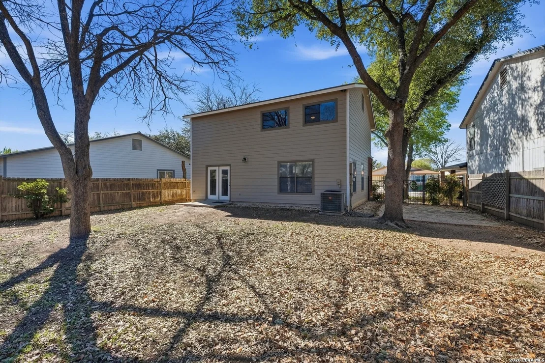 Photo of 9015 Mansfield