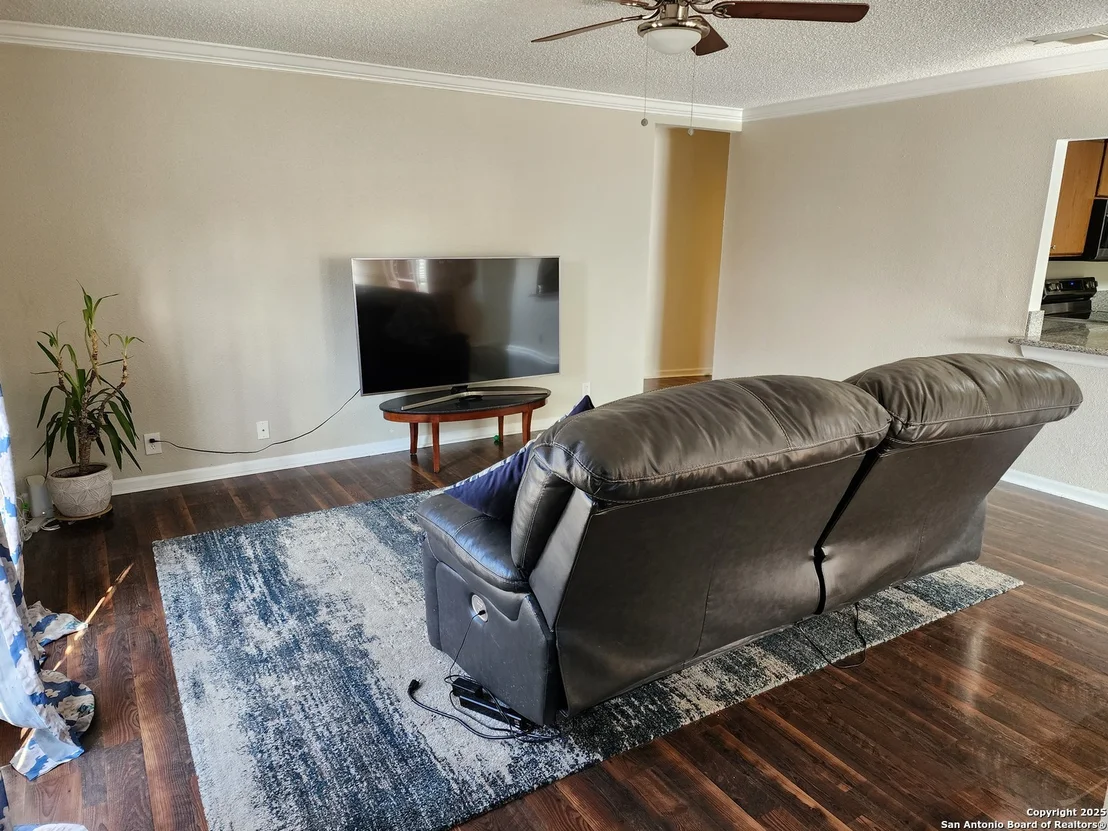 Photo of 6811 Cypress mist