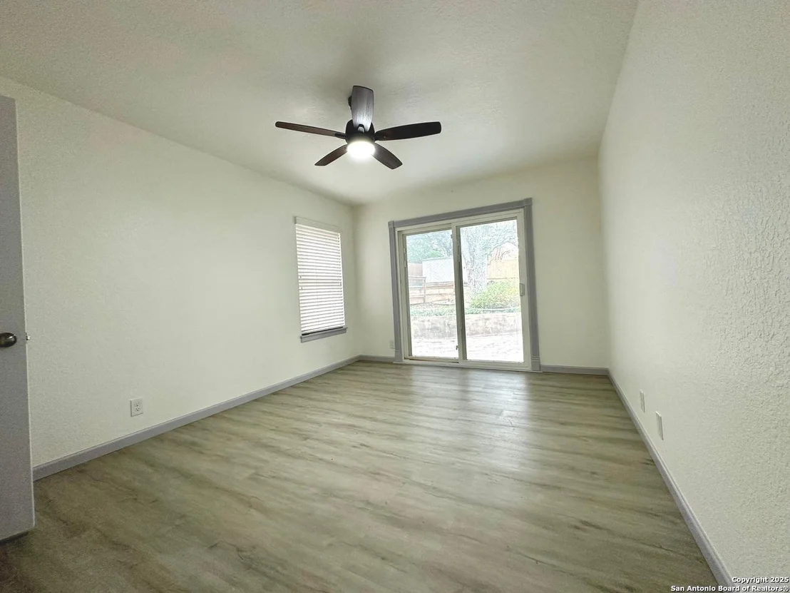 Photo of 10618 Cedar Elm