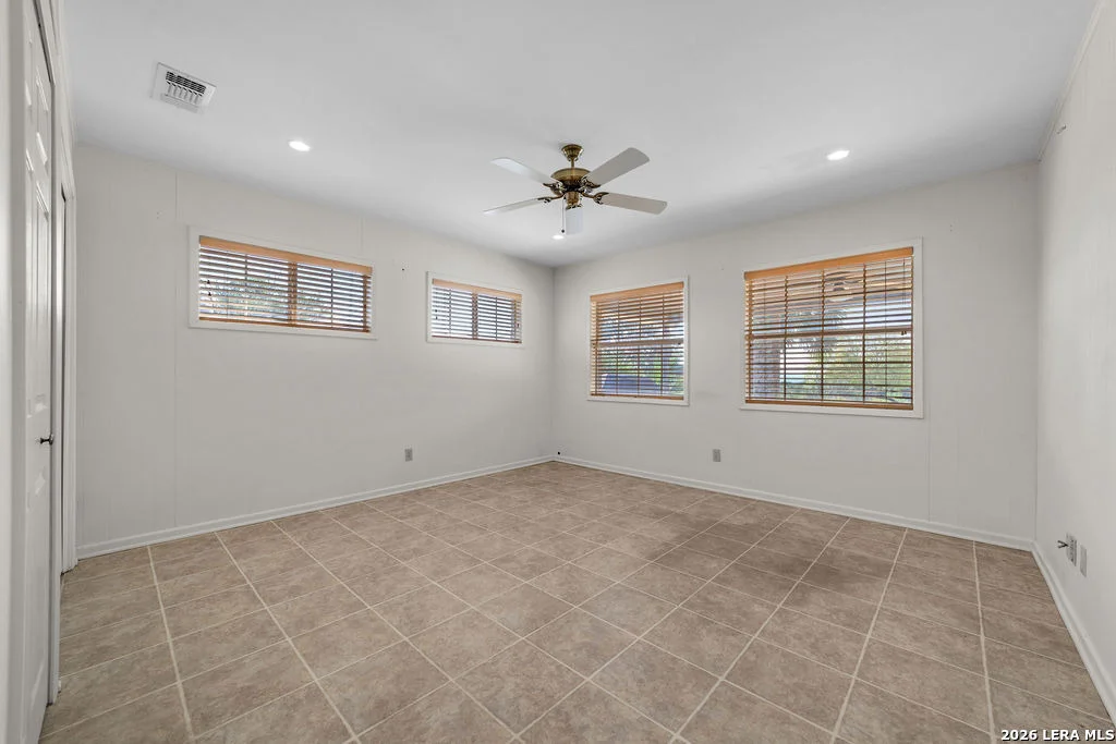 Photo of 309 Burney