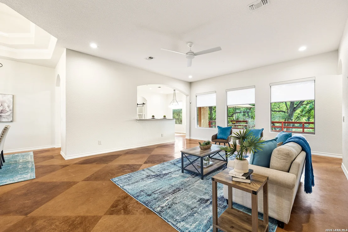 Photo of 541 Saxet Trail