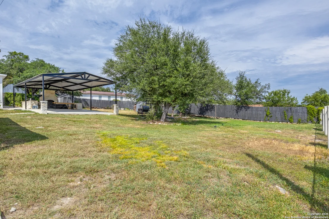 Photo of 1071 Hidden Valley