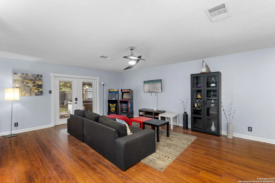 Photo of 13143 WOLLER PATH