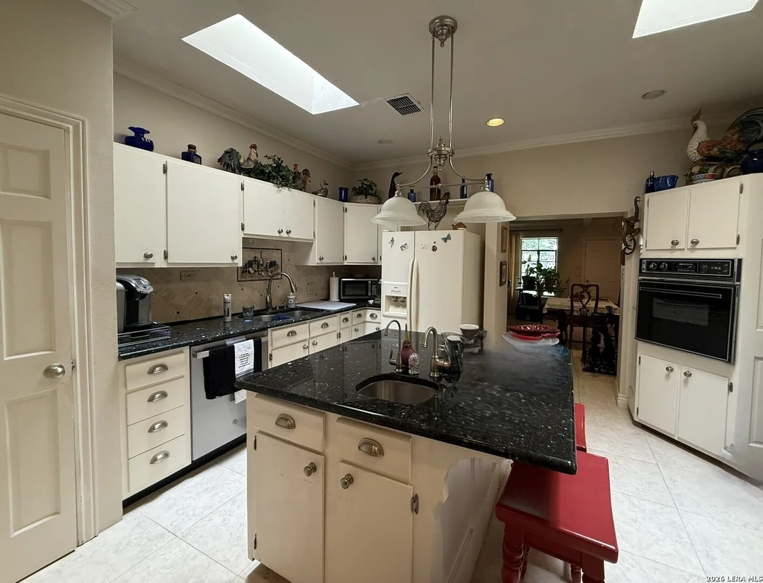 Photo of 100 Hazel Ave