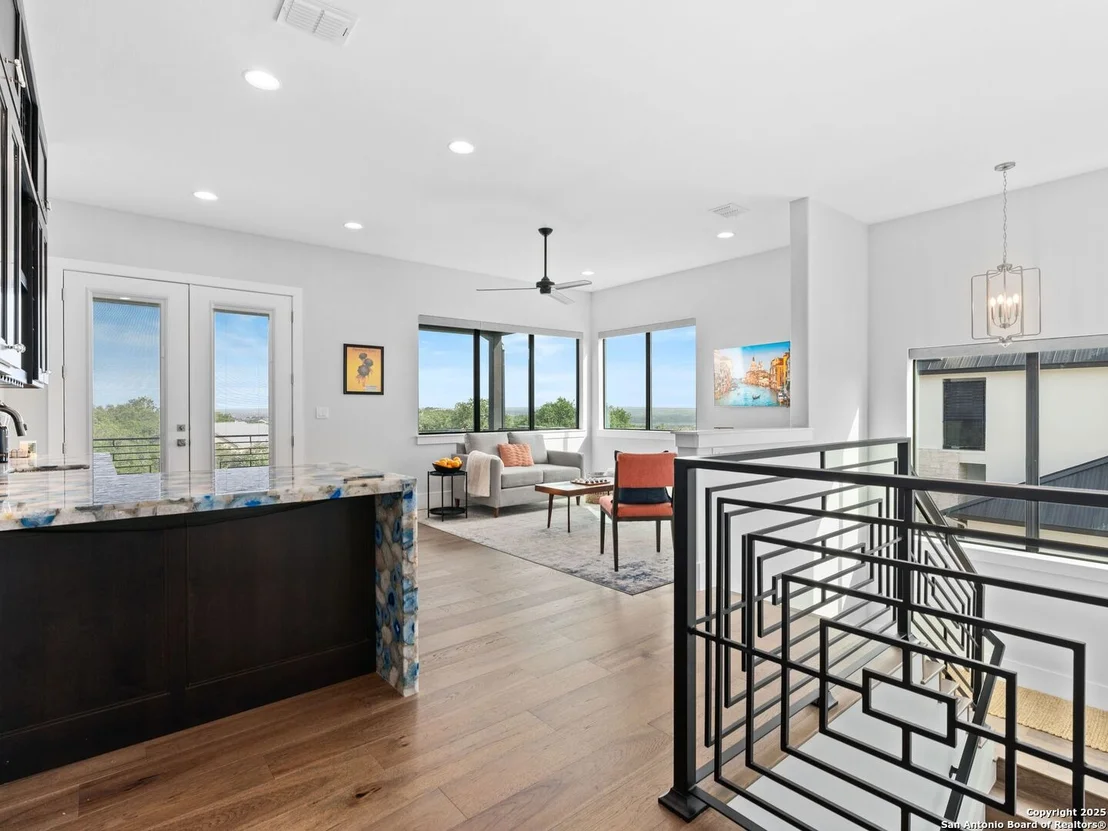 Photo of 207 River Bend
