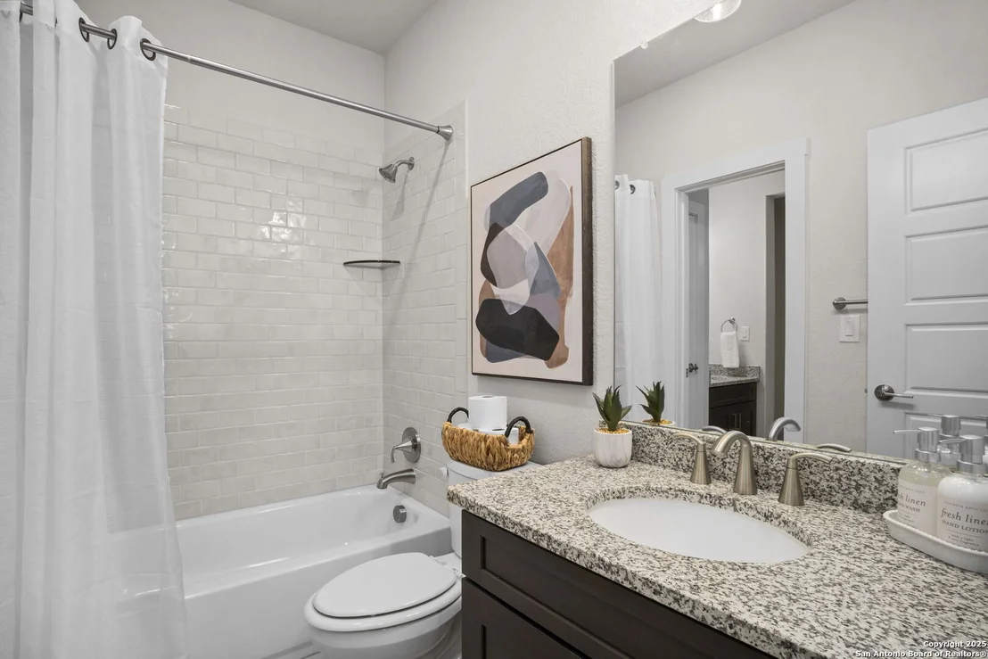 Photo of 3827 Glenellen