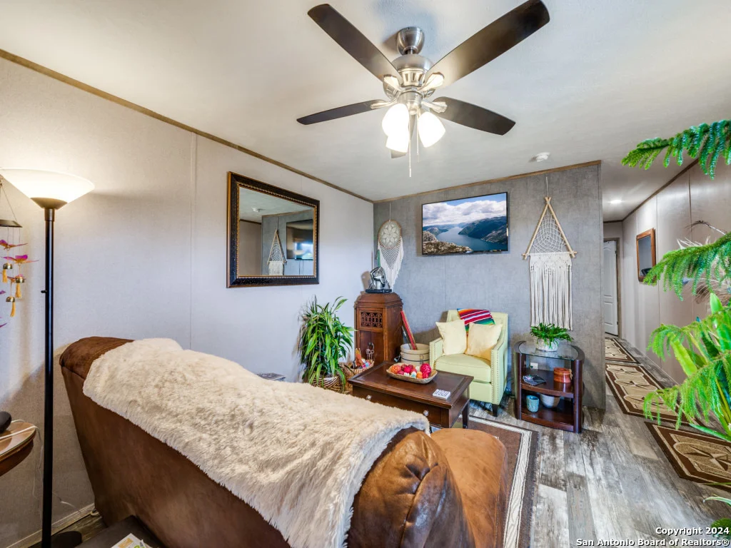 Photo of 152 Hill Garden