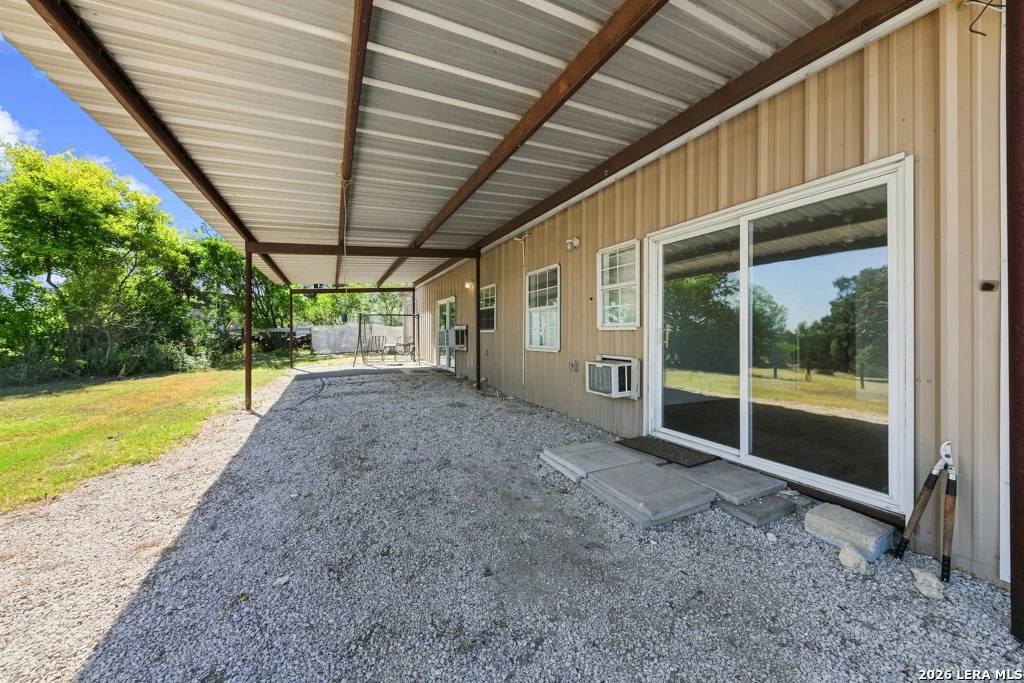 Photo of 103 Lariat Dr