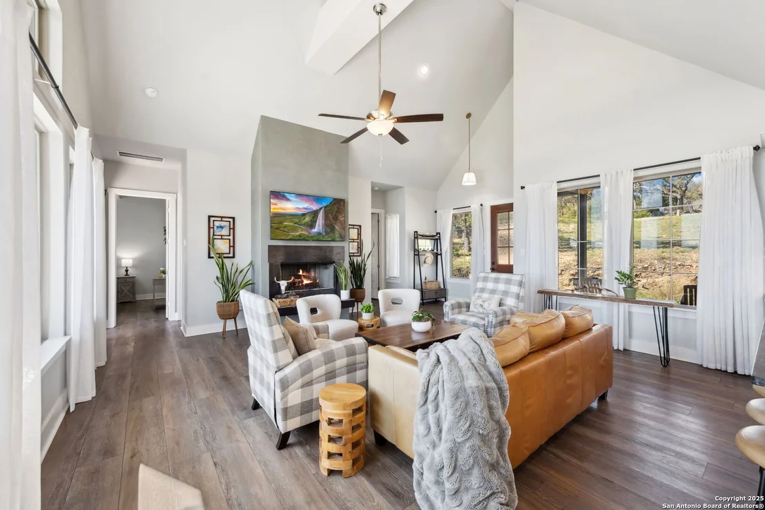 Photo of 3159 Campestres
