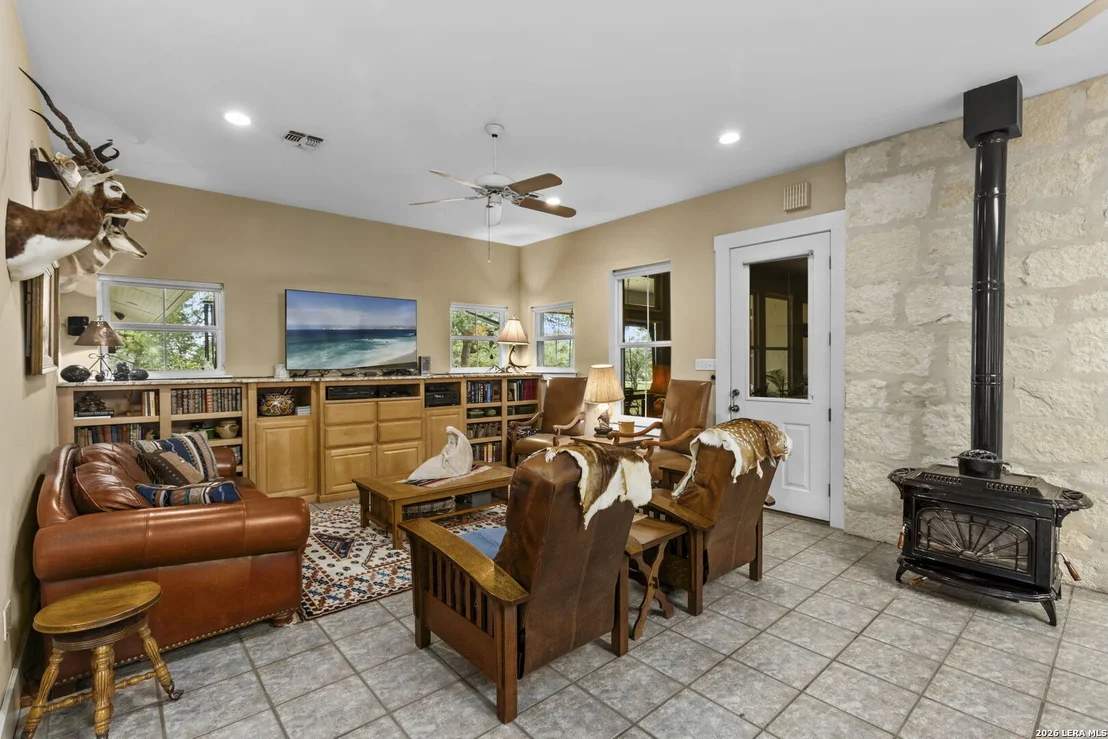 Photo of 241 AMMANN RD