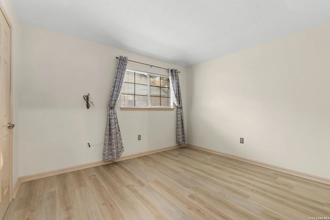 Photo of 3632 FOX RUN